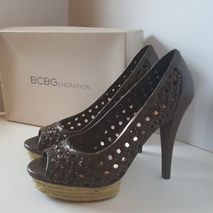 BCBG (Size 9.5M)